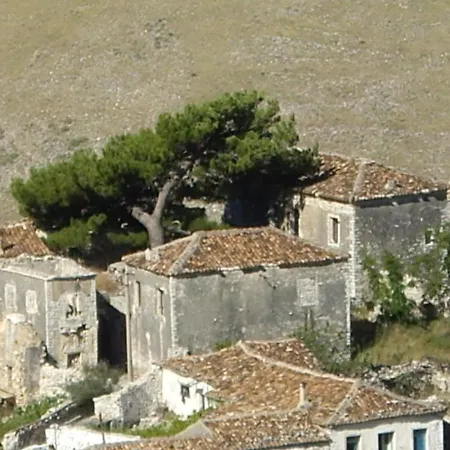 Les De Villa